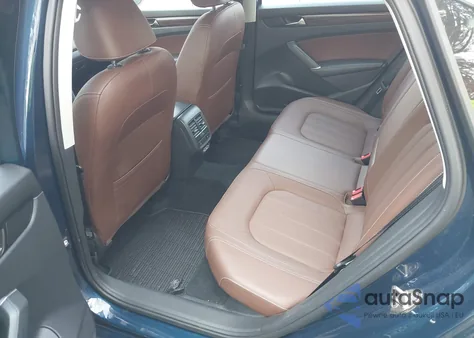 2020 Volkswagen Passat 2.0T Sel из США, поврежденный, VIN 1VWCA7A31LC009656